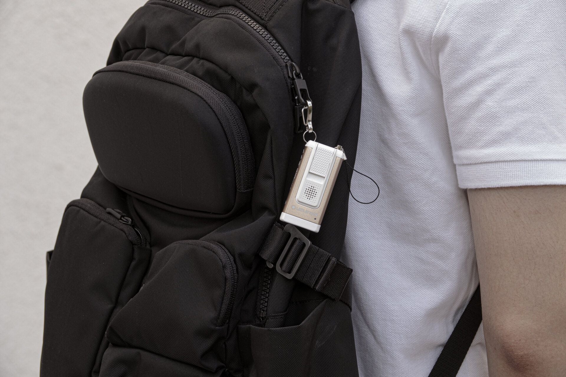 LEDLENSER Alarmlı Güvenlik El Feneri